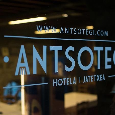 Hotel Antsotegi Etxebarria Bagian luar foto
